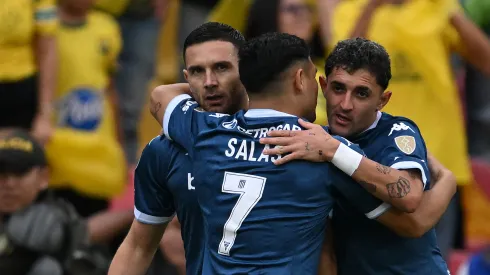 Racing se hizo fuerte en Colombia, goleó a Atlético Bucaramanga y es líder de la Copa Libertadores