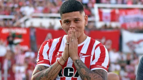 Marcos Rojo en su vuelta a Estudiantes.