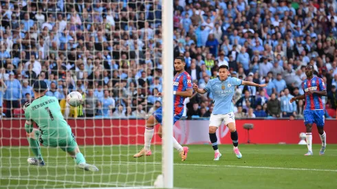 La reacción de los hinchas del Manchester City tras el debut del Diablito Echeverri: “Un niño al azar”