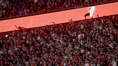 Los hinchas de River apuntaron contra un titular tras la derrota ante Platense: “El día que se vaya voy al Obelisco”