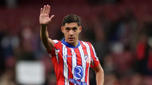 Atlético de Madrid quiere utilizar a Nahuel Molina para repatriar un jugador que nunca llegó a jugar con Simeone