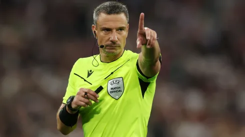 Slavko Vincic, árbitro de River vs. Monterrey.