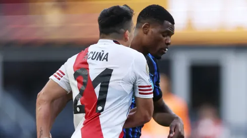 No se vio en TV: el gesto de Acuña que desató la furia de Dumfries en River vs. Inter
