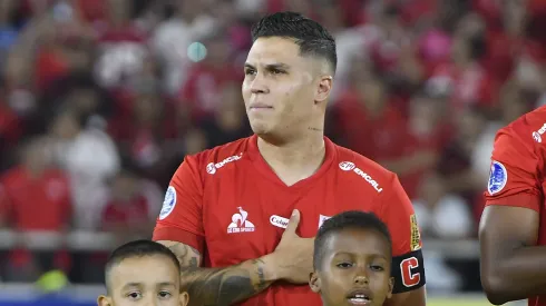 Quintero levantó el teléfono para volver a Racing o River: la respuesta de ambos clubes