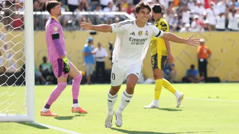 Gonzalo García celebra su gol ante Borussia Dortmund.
