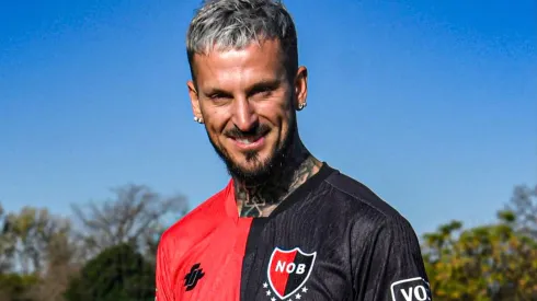El insólito motivo por el que Darío Benedetto es arquero en la visita de Newell’s a Independiente Rivadavia