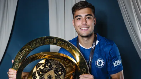 Aaron Anselmino tendrá rodaje fuera de Chelsea.