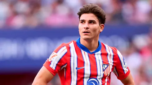 Mientras el mejor pago de Atlético de Madrid gana 20 millones, esto cobra Julián Álvarez como salario