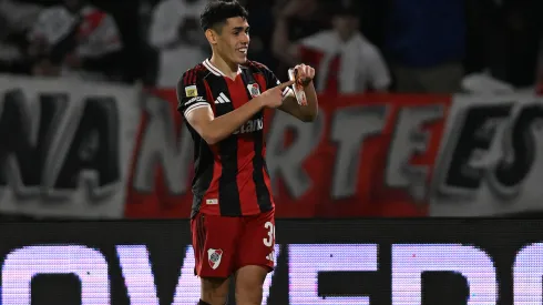 Alerta en River: se reveló de cuánto es la cláusula de rescisión de Santiago Lencina