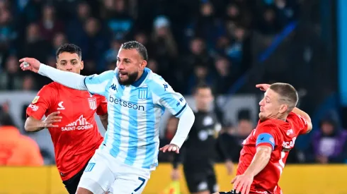 Estudiantes, con uno menos, le ganó a Racing en Avellaneda