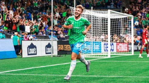 El golazo “de Puskás” de Pedro De La Vega en el histórico 7 a 0 de Seattle Sounders a Cruz Azul