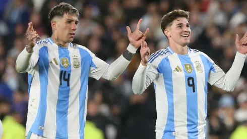 Enzo Fernández y Julián Álvarez en la Selección Argentina.
