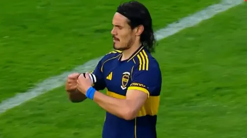 La fuerte reacción de La Bombonera a la salida de Alan Velasco y Edinson Cavani en Boca vs. Racing