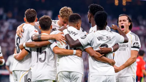Los jugadores de Real Madrid celebran un gol.