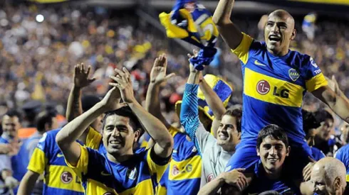 Los jugadores de Boca festejan el Apertura 2011.