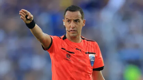 Quién es el árbitro de Racing vs. Vélez por los cuartos de final de la Copa Libertadores 2025