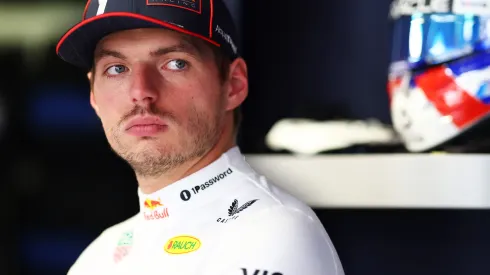 Max Verstappen con Ferrari en Nurburgring