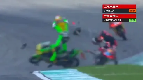 José Antonio Rueda y Noah Dettwiler sufrieron un grave choque en Moto3.