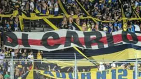 La antigua bandera que la 12 le robó a River.