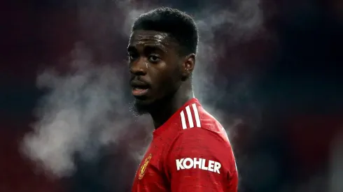 Axel Tuanzebe demanda al Manchester United