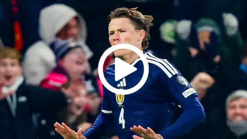 Scott McTominay anotó un verdadero golazo para que Escocia se ponga en ventaja ante Dinamarca.