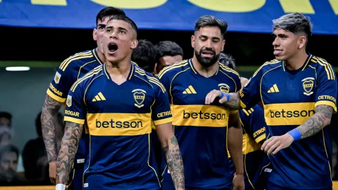 Boca sufrió pero eliminó a Argentinos.