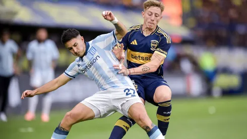Boca y Racing se enfrentan en La Bombonera.