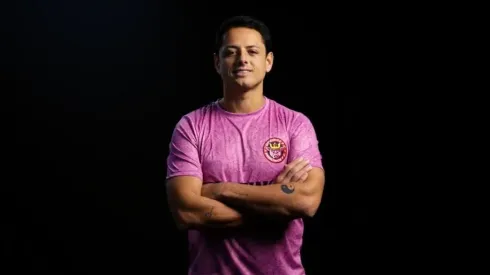 Ibai Llanos presenta su primer fichaje estrella para Porcinos FC en la Kings League: ¡Chicharito!