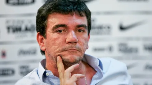 Adriano Arrives at Corinthians