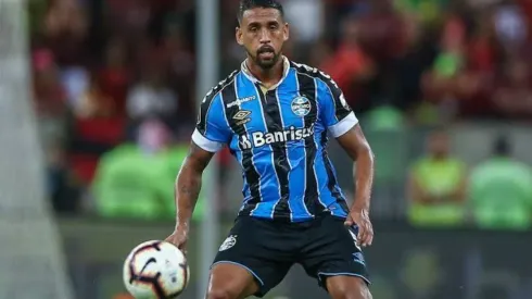 GaúchaZH traz "chapéu" do Grêmio sobre Santos e acerto com meia