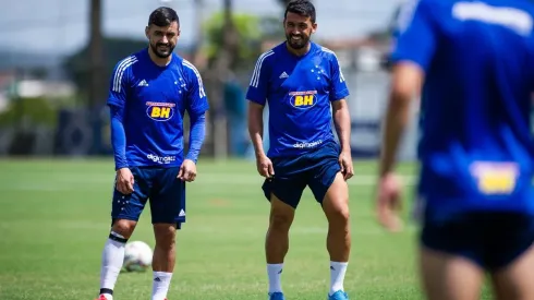 Robinho e Edilson: desfalques (Foto: Bruno Haddad/Cruzeiro/Divulgação)
