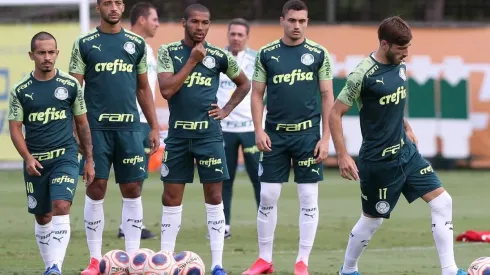 Luan Silva marca três gols em treino e torcida pede titularidade do jovem no Palmeiras