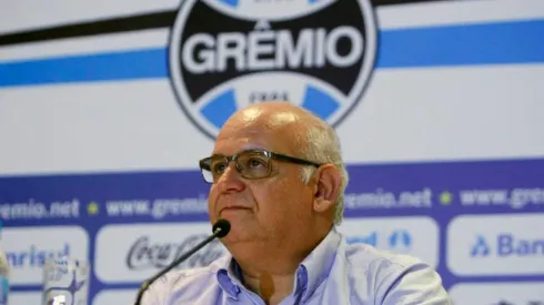 Dirigente gremista atualiza estado de saúde do presidente Romildo Bolzan