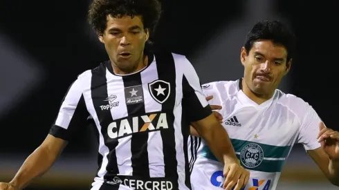Camilo teve boa passagem pelo Botafogo.
