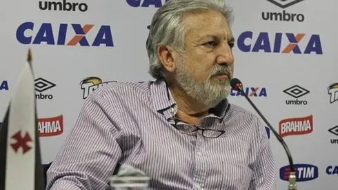 José Luis Moreira fala sobre tentativa de contratar Oroz para o Vasco