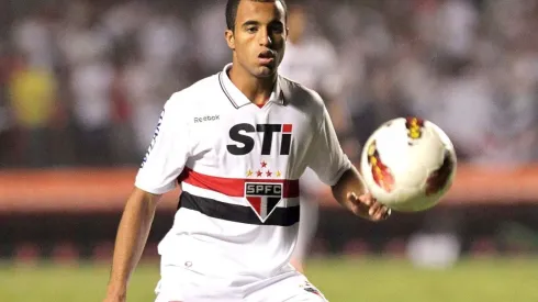 Empresário de Lucas define quando jogador voltará ao São Paulo