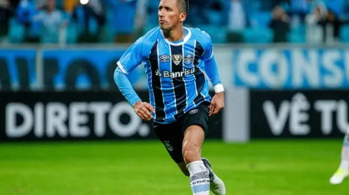 Barrios relata ter recusado proposta do Inter por conta de identificação com o Grêmio