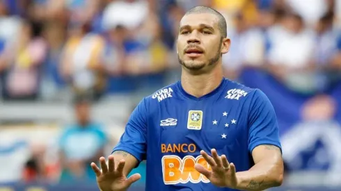 Nilton revela se foi consultado pelo Cruzeiro