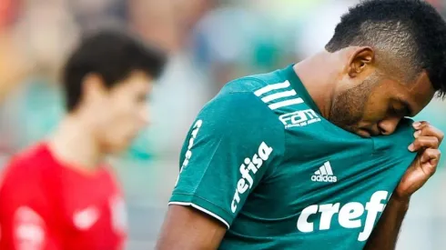 Palmeiras estuda proposta por centroavante de R$ 5 milhões