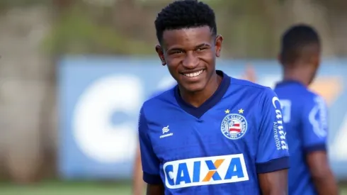 Futuro de Eric Ramires é definido