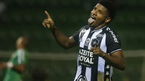 Rhuan quer mais chances pra base no Botafogo