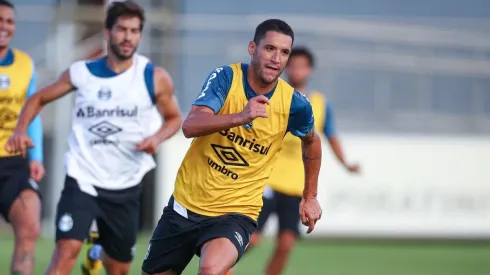 Com Thiago Neves, Grêmio divulga lista de relacionados para Brasileirão