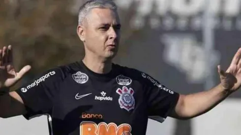 Tiago Nunes justifica derrota do Corinthians por questões físicas