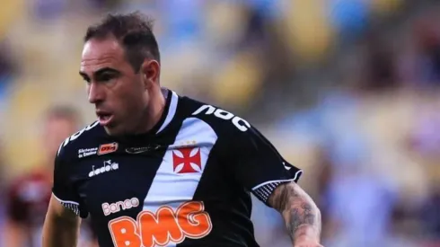 Bruno César deve substituir Benítez no time titular do Vasco