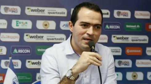 Marcelo Paz volta a criticar arbitragem após jogo do Fortaleza