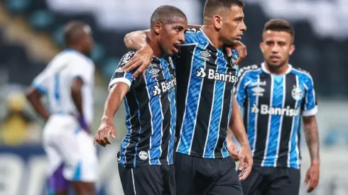 Situação de Guilherme Guedes e Diego Souza foram citadas por Renato – Foto: Lucas Uebel/Grêmio.
