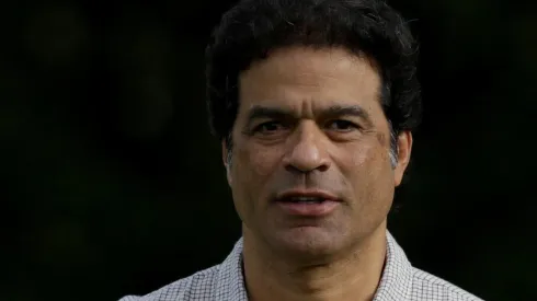 Torcida do São Paulo rejeita Rodrigo Caetano na web e Raí esquenta disputa
