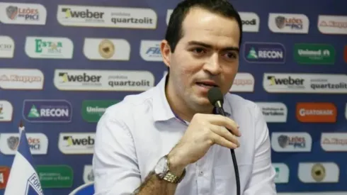 Marcelo Paz se posiciona e indica futuro de Chamusca no Fortaleza