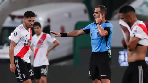 Lances polêmicos | Assista os lances duvidosos do jogão entre Palmeiras x River Plate
