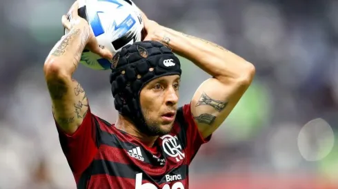 Flamengo: Rafinha revela que poucos detalhes o separam de voltar ao clube